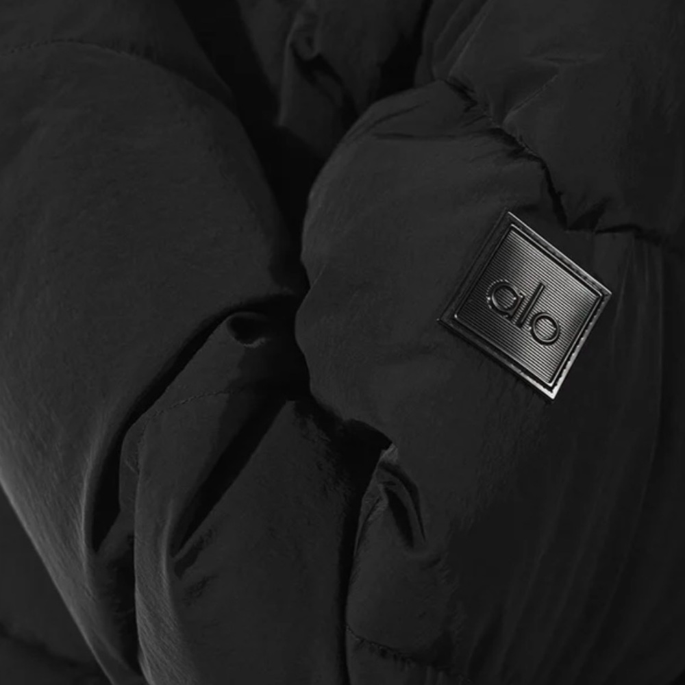Alo Yoga Glacier Puffer Jacket Coat Black Size Medium - Picture 3 of 7